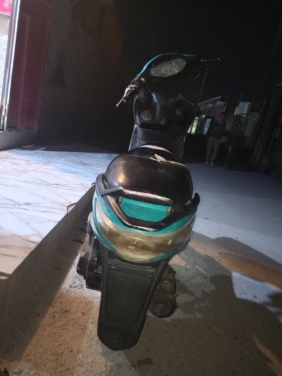 سلام عليكم دراجه للبيع سعر كلش مناسب 190 الف باتريها ضعيف يعني نقص باتري المكان قضاء الفجر متوازي علا بيعتها


**إذا كنت صاحب هذا الإعلان وتريد حذفه لأي سبب، رجاءا أرسل رسالة إلى الدعم الفني**