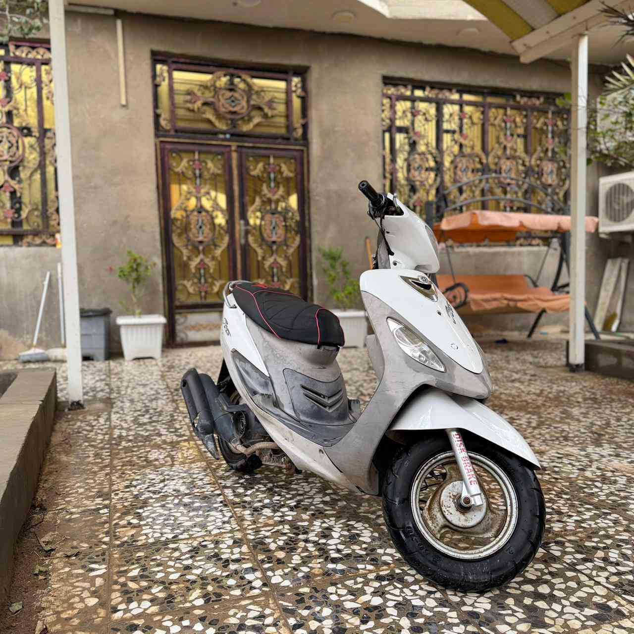 ماكس قجمة  مفتوحة الدارحة كاملة من كلشي وكلشي شغال كهربائيات سلف دبلات نهدر نضيفة كلش وحلوة ما بية اي نقص سعرة نهايتة 500 و عنواني بالتنومة كردلان ***********
