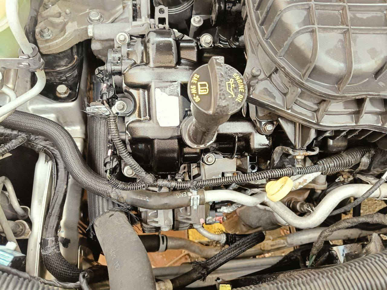 السلام عليكم للبيع فقط موديل 12 دخوله كلين مصبوغ بداية البنيد رجع عليه ابو سياره مكفولة من كير او محرك او كهربائيات صدر جديد تايرات جدد دسكات جدد تشغيل عن بعد دمام صوة لايت زنون ارضية جلد  مكاني بلكوت ***********  السعر 120 مشروع وطني
