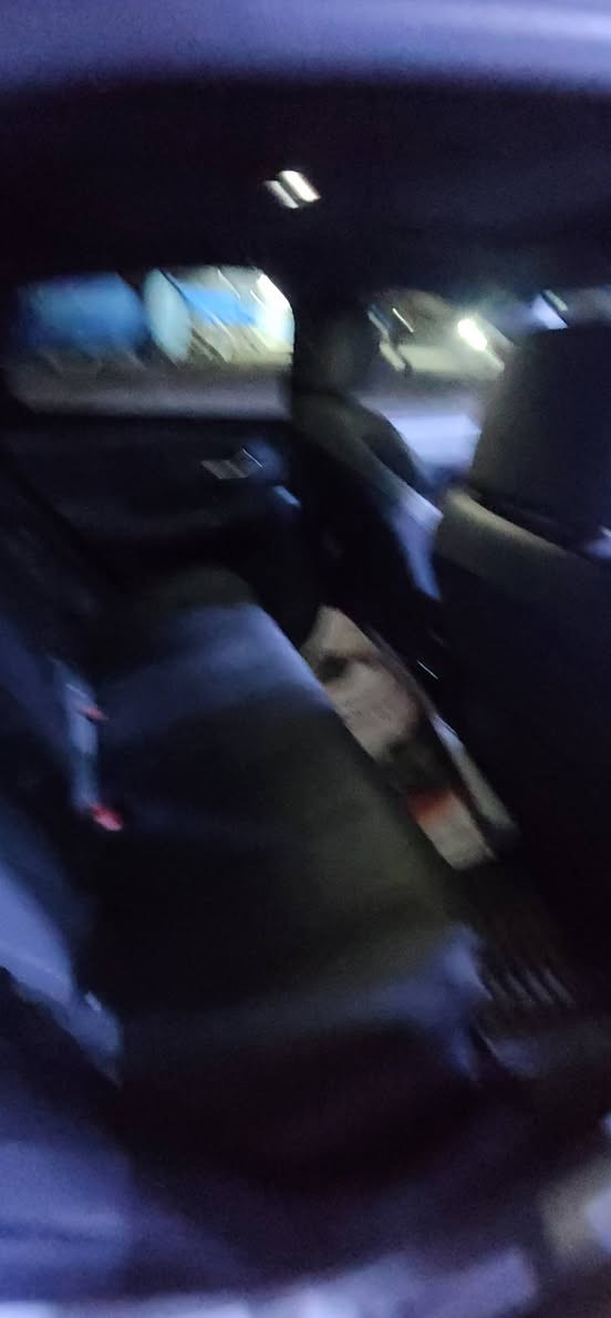 بي واي دي للبيع جن ابلاس فول
ماشيه 7000الاف مكفوله كفاله عامه 
فول موصفات سلايت .
شاشه جبيره 
***********
***********
بغداد السيديه .
كامله اراقام وبسمي السياره
