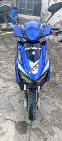 دراجه شحن  6بطاريات ملف2000 بك خلفي سرعه100 نضيفه للبيع السعر600وبيهه ...