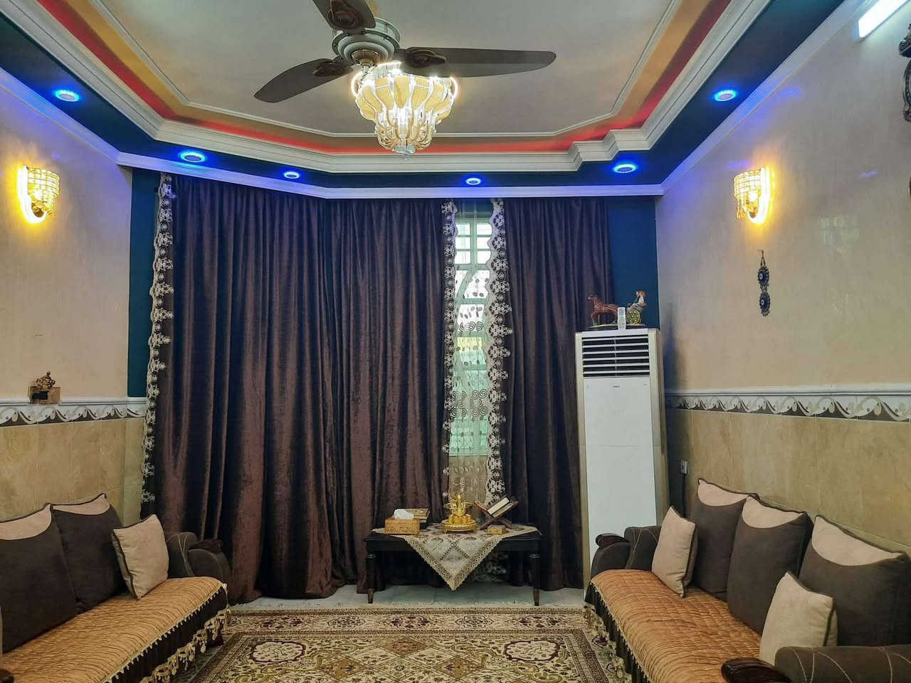 بيت للبيع مساحة ١٥٠متر واجهه ٧ونص نزال ٢٠بناء ٢٠١٦ حي اور خلف جامع الفردوس الدار مقابل منتزه للاستفسار ***********
