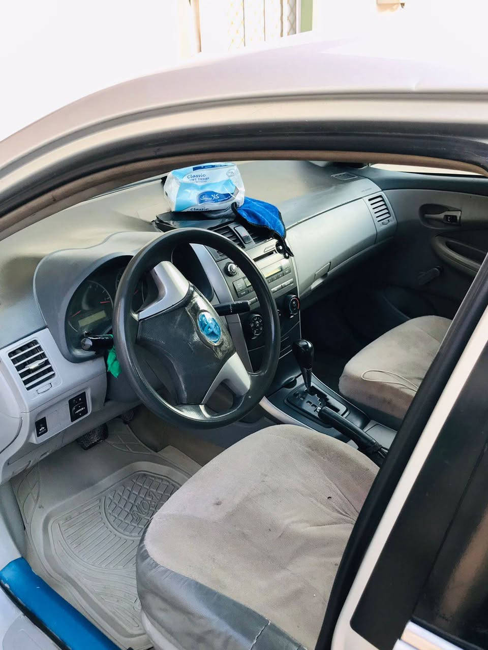 كولاة مديل ٢٠٠٩. السيارة. بيهة. قطعتين   مبدل. بدون دواخل  قطعة. معدل  بارد.
السيارة. سعرها. ٩٠ وبيها مجال.    واذ.  عندك. اصفر.  ارواسك.      كذالك.    مراوس.   بصفر فقط.   رقم. *********** مكان اليسارة. ديااى دلي عباس
