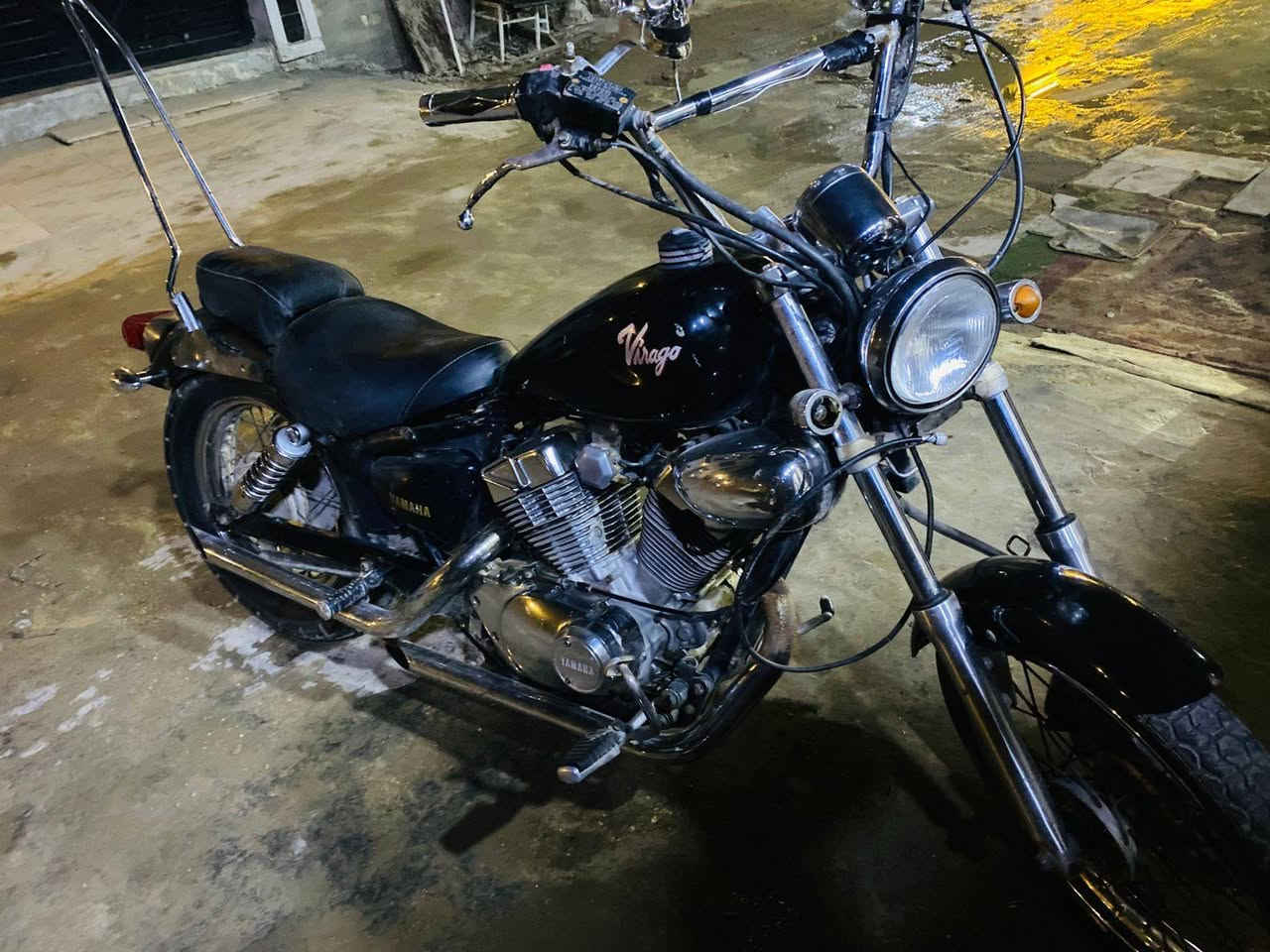 هارلي فيراكو مكينه ربع 250cc
دراجه حلوه ومعمره صارلها فتره وتركتها اجيت اشغلها هسه مشتغلت يمكن كابريتر يرادلها تنضيف دراجه عمرتها كامل وشتغلت وبطناش شرط علنمره 2 الله شاهد كلش حلوه 
سبب البيع طالب سادس عارضها ب700 بيها مجال قليل 
مكاني الطي نزال سليم***********
***********
