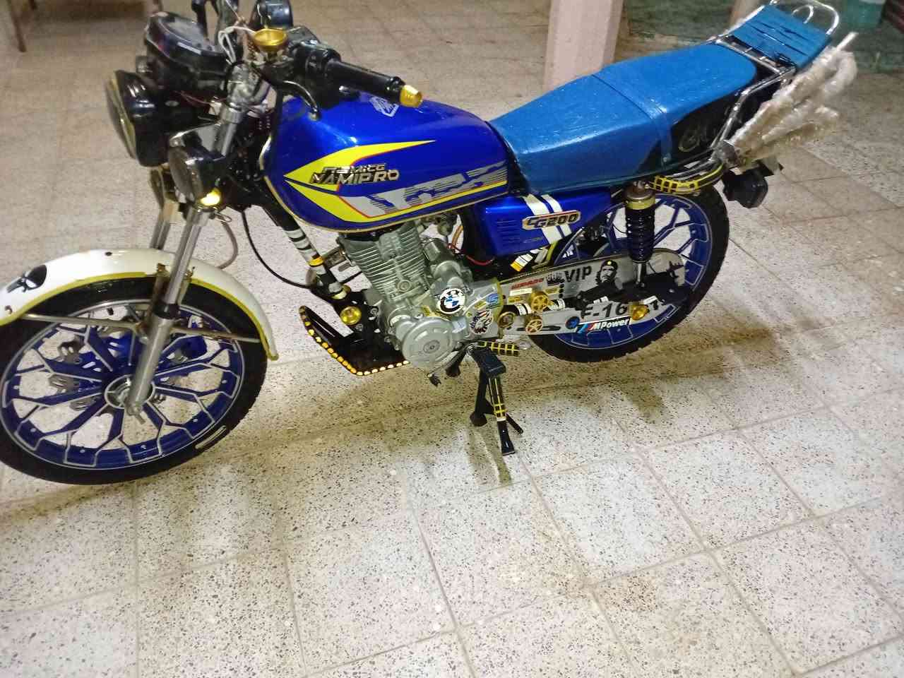 السلام عليكم دراجة نامة ابرو مديل ٢٤ دراجة جديدة مجنبزة اوراق موجودة كلهة شغالة اديالي شهربان ***********
