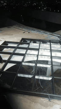 الموقع : بغداد - فندق قلب العالم 
سكايلايت يغيّر شكل بيتك… بإيدين مهنية تخلي الضو يدخل والستايل يلمع! ✨
خلي سقفك يحجي عنك وعن ذوقك.
#سكايلايت #شغل_محترف
للتواصل : ***********
