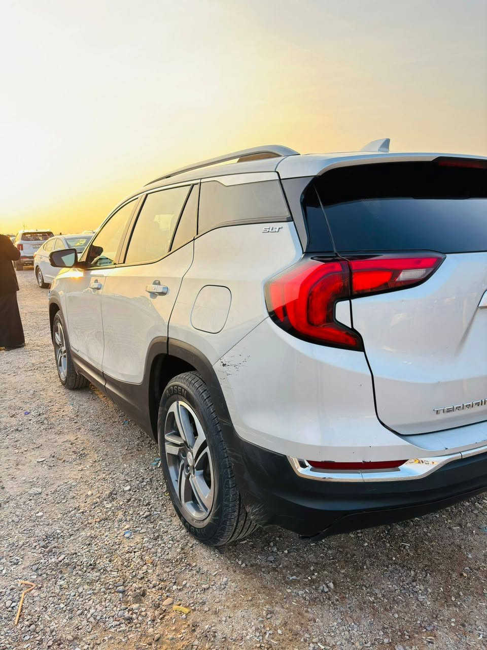 السلام عليكم جميعاً
تيران موديل 2020 فول مواصفات عدا الفتحة والرادار الجانبي رقم بصرة بأسمي تحويل مباشر السعر 155 قابل للتفاوض
***********
