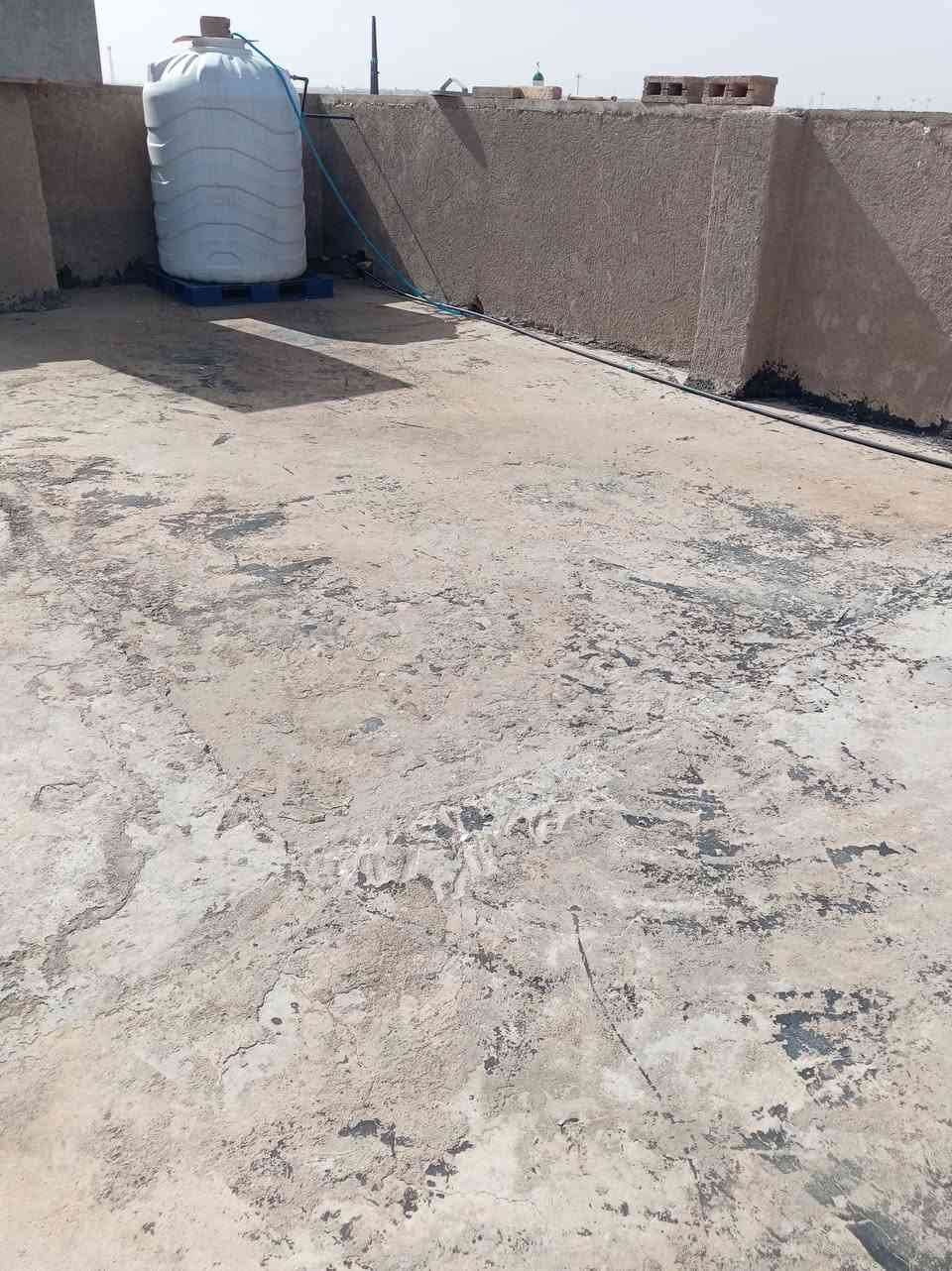 السلام عليكم // يوجد لدينا عمل ايزوكام ورافكوت وفلانكوت وجير وماستك وصبغ وألياف وصباغ ونعمل على قلع الماستك أو الإضافة وتنظيف سطح بالكوسره اللاستفسار على الهاتف *********** أو الخاص
