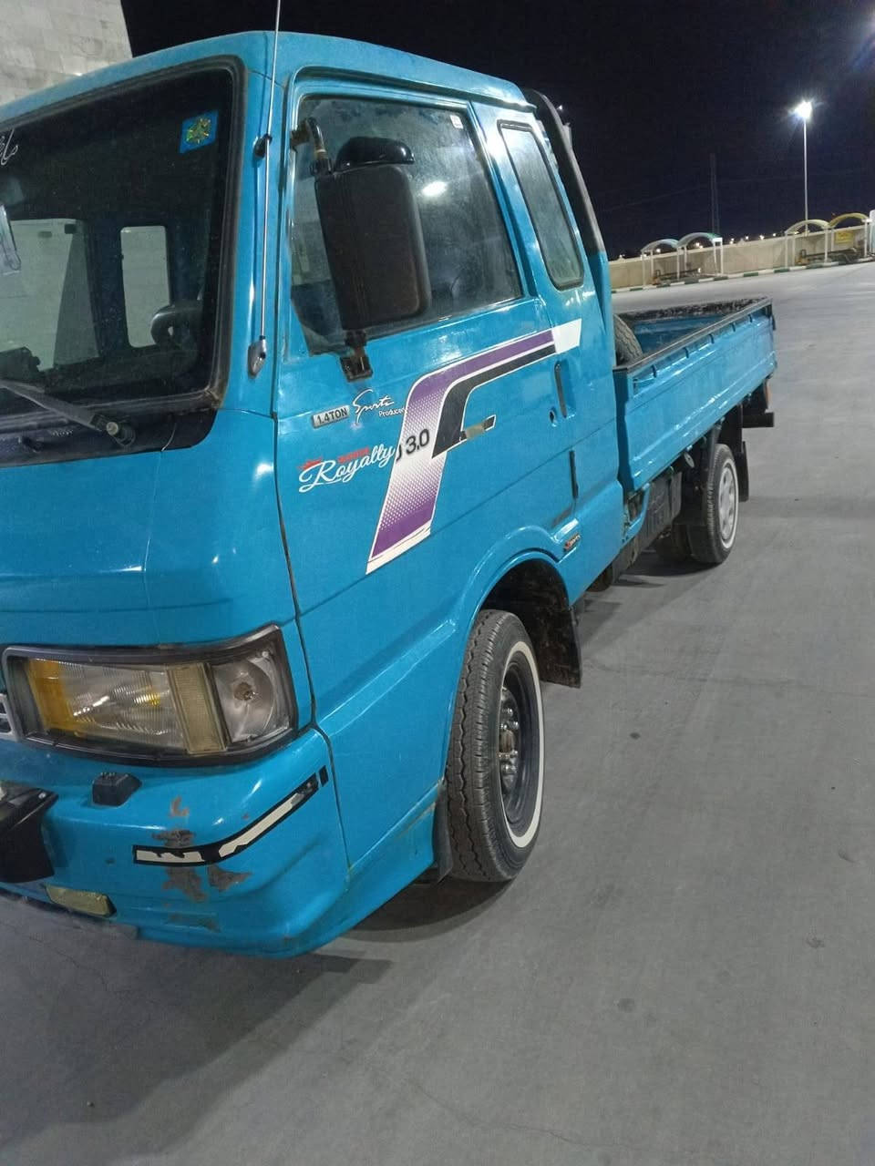 سلام عليكم كيه حمل 93 رقم واسط سنويه جديد مكينه كير شاصي كله كغاله عامه كله شغال صدر جديد كهربائيات كله شغاله مكان السياره والكوت *********** ابو حسين مكلف بل نشر
