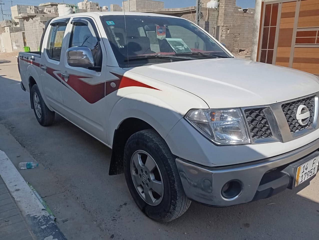 السلام عليكم
سياره نيفاره موديل 2009
سياره حلوه كير مكينه وحداده كلهن ٪100
سنويه جديد مهزوزه ل 30 
سياره صبغ مكانات 
رقم بصره جديد
سياره جاهزه وحلوه
العنوان البصره الزبير رقم (***********)
السعر 💸 100💸 وبيها مجال
