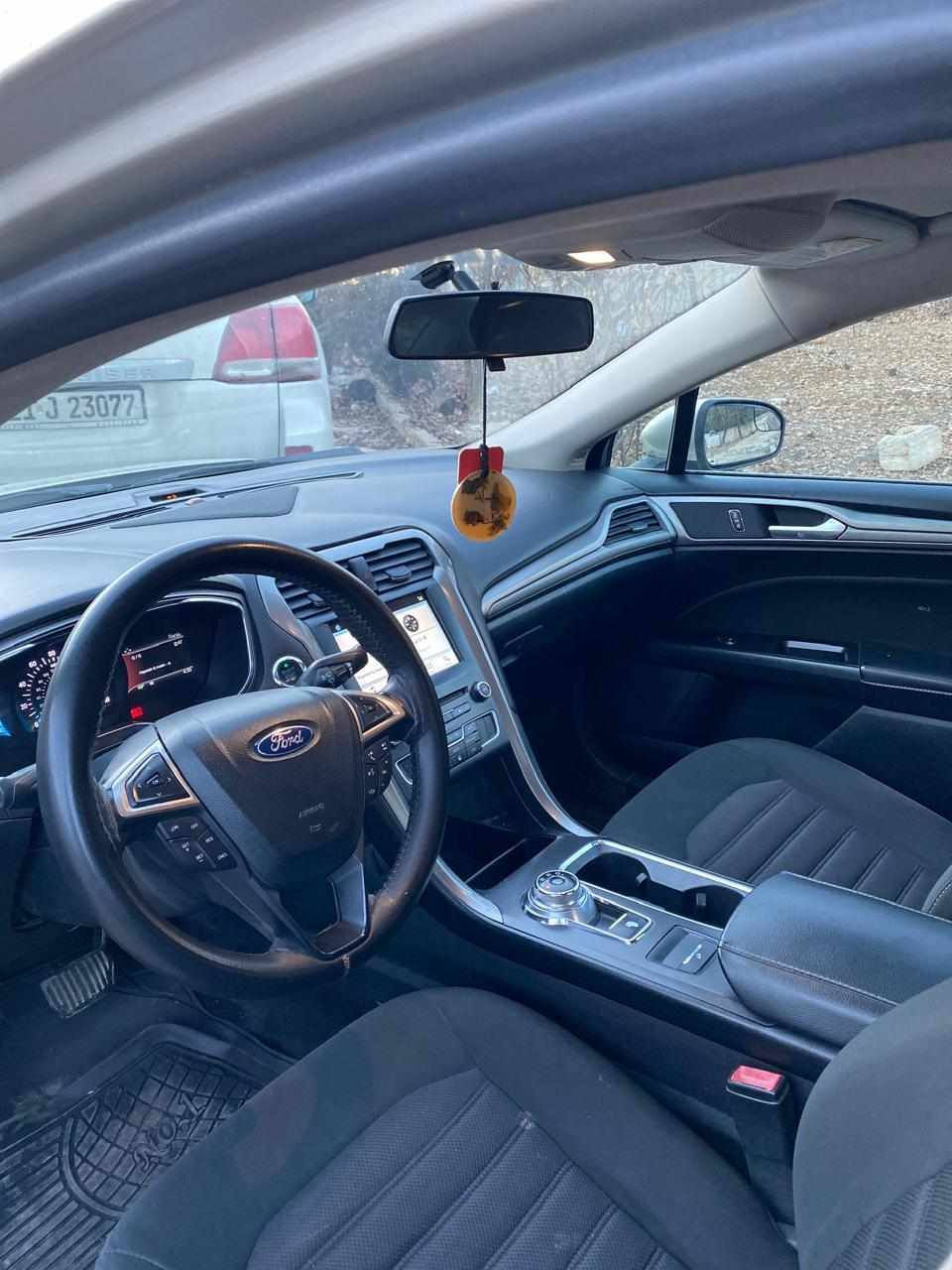 فۆرد ڤیوژن مەکینە ٢.٥

٢٠١٧ 
دوو پارچە و دوو پەڵە بۆیاغ بێ ناوگرتن 
سێ شاشە 
١٤٠ هەزرا ڕۆشتوە 
فول مواسەفات بەس سڵایت نیە 
گێر و مەکینە بە شەرت 
تەحویل و غرامە بە شەرت 
سەنەوی تا ٢٠٣٠ تازەیە 
هەواری شار 
*********** السليمانية, العراق
