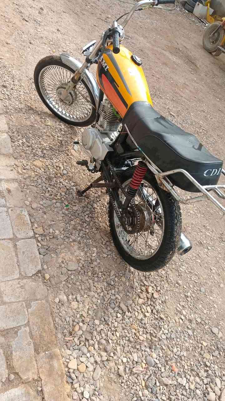 للبيع ما ناصهة اي شي ***********
