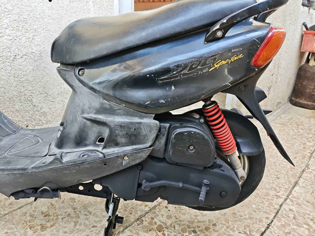 سلام عليكم دراجة ماكس قجمة شغالة سلف هندر كهربائيات ناعمة قفل جنطة قفل استيرن شغال للبيع ب350 الشعب
