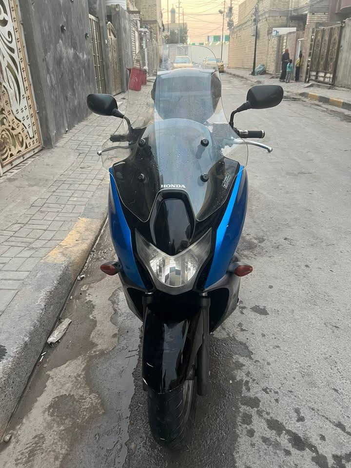 السلام عليكم دراجه فاز   محرك مكفول  السعر مليون 700  وبيها مجال العنوان مدينه الصدر  الاورفلي  للاستفسار *********** بيه واتساب
