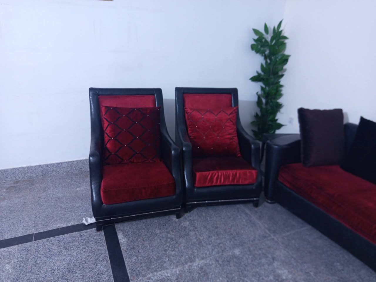 غراض للبيع


**إذا كنت صاحب هذا الإعلان وتريد حذفه لأي سبب، رجاءا أرسل رسالة إلى الدعم الفني**