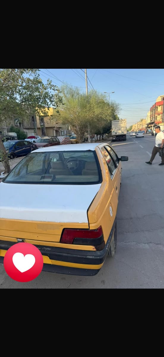 سلام عليكم بيجو جيل اكس موديل 2010للبيع السيارة جاهزة كير مكينة فرنسي المرغوب تبريد منضومة جديدة ثلج❄️ السيارة ما بيهة اي نقص مرتبة على ايدنة بس بيهة تنقيص بل مكينة خفيف كهربائياة كلهة جاهزة السيارة كاعدة مال شغل رقم اجنبي السيارة بسمنة تحويل ثاني يوم هيأة غرامة مصفرة تجي تكلب وتشوف السعر 25ورقة وبيهة مجال بصيط حك الجية العنوان بغداد الحرية مكلف بل نشر غير متواجد على الفيس رقم***********
