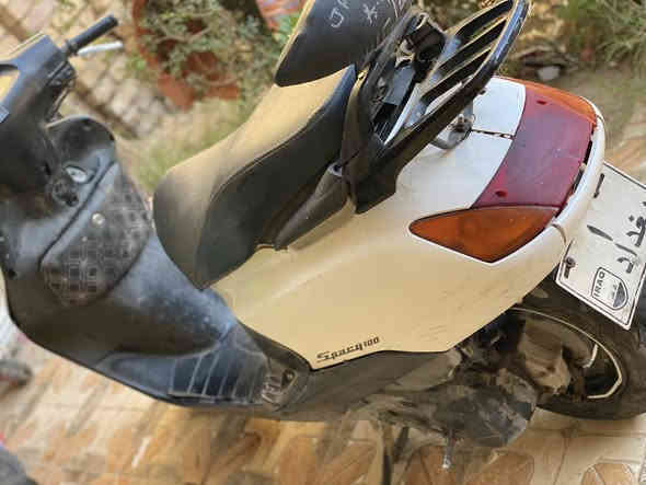 سبيسي ياباني تجفيت جديد   كفرات تجاري العنوان زين القوس السعر 550 وبيها مجال للاستفسار ***********
