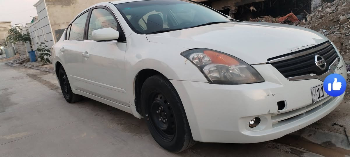 نيسان التيما 2009 امريكي رقم بغداد الجديد سعرها 80 وبيها مجال كير ومحرك وتخم تاير  وصدر جديد كامله بدون نقص ضررها جاملغ خلفي مصبوغه للجماليه ***********
