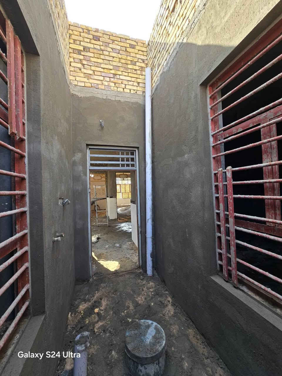 خلفه لبخ متفرغ حاليا جراره سقل مخمر نثر كبس تشميع جوانب لبخ واجهات ***********
