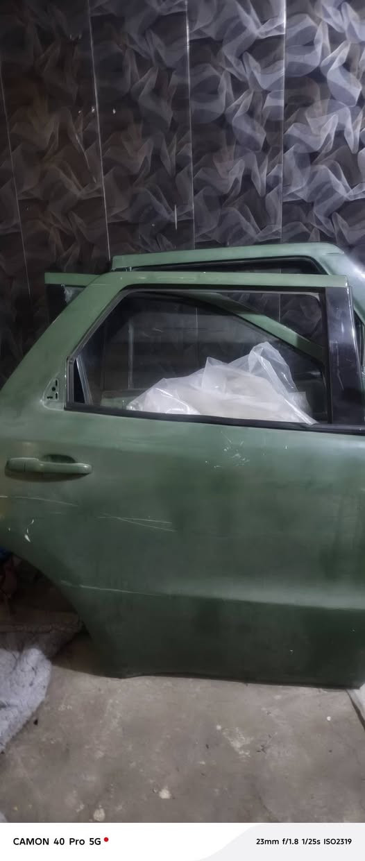 أربع بيبان دورنكو البيع باب 100 ألف مابي أي ضربه بس مصبوغات


**إذا كنت صاحب هذا الإعلان وتريد حذفه لأي سبب، رجاءا أرسل رسالة إلى الدعم الفني**