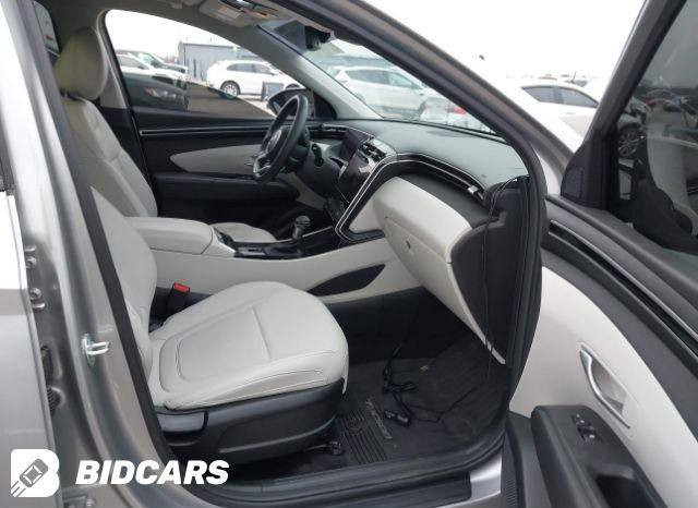 السلام عليكم 
للبيع هيونداي توسان موديل 24 فول
حادث جاملغ فقط بدون إرباك
شواصي والغد كفالة 
عداد المسافة - 6 الف mi
موعد وصول السياره إلى دبي 1/3/2026
بأمكان ادخال السياراه على كتاب شهداء 
للاستفسار الاتصال 
‏‪0780 540 8125‬‏
