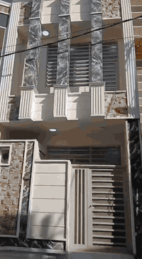 السلام عليكم
دار للبيع حي سومر خلف مستشفى ابو مهدي المهندس 50 متر طابق ونص بناء طابوك جمهوري ستقبال صالة مطبخ صحيات داخل وخارج الطابق الثاني غرفة نوم مع حمام كامل خدمات  سعر 75 وبي مجال الاستثمار ***********
