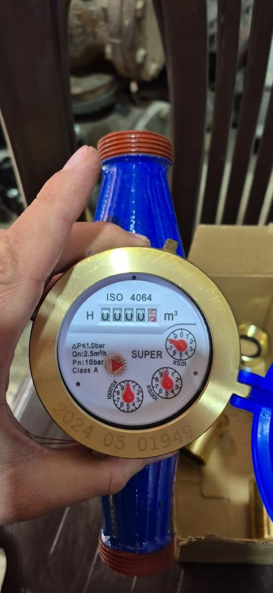 شركه ابو غازي الأولى بالعراق توزيع 

عداد ماء ميكانيكي متوفر كميات كبيره لصحاب المحلات التجاريه 
جمله 2انج ضمان ٥سنوات 

***********/***********
