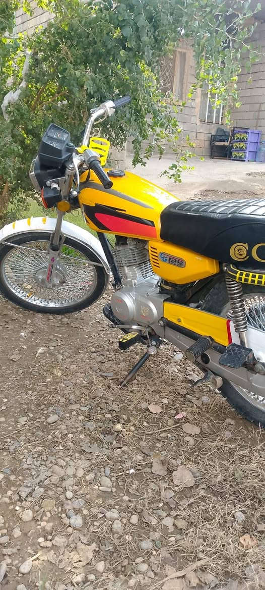 السلام عليكم
ماطور تايكر 20
شرط مابي كلشي 
ماشاء الله نشاط فول 
ماناقص بس خيال 
سعره 400وبي مجال 
رقمي ***********
