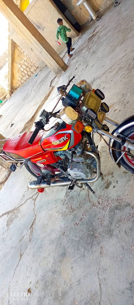 سلام عليكم سولنك 23 مكفول من تأير لتاير محرك نار شرط مكفول من تأير لتاير مال جناي مابي اي نقص مراوس بتايكر حسب القناعة أو بيع 475


**إذا كنت صاحب هذا الإعلان وتريد حذفه لأي سبب، رجاءا أرسل رسالة إلى الدعم الفني**