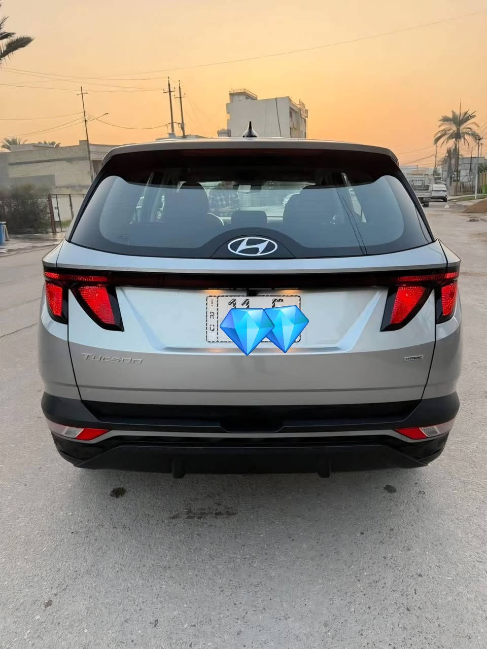 السلام عليكم للبيع توسان موديل 2024 رقم بغداد بأسمي 
ماشيه 12الف السياره مكفوله من التبديل بيه صبغ جاملغ السايق وبيه رصعات مكانات بارد اثر النقل  مؤشر عليهن الباقي مكفول مكاني بالحله مركز مدينه الشراي يتصل ***********
