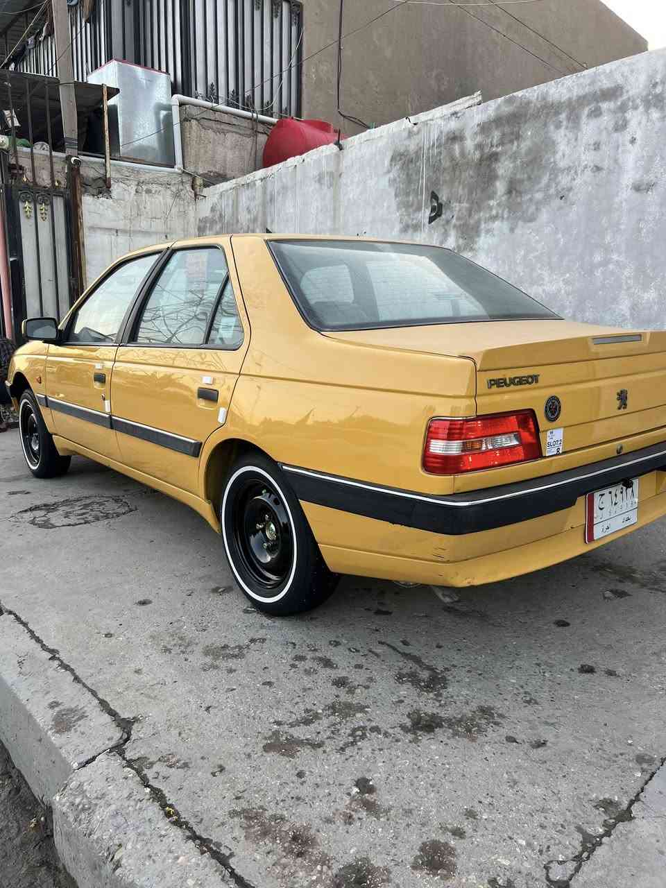 بيجو لميس اكد رقم بغداد2016
سيارة ما بيها صبغ فقط بس الجعوبه مال الدوسه 

سيارة دشبول عالي 

مكينة لا تنقيص ولا تبخير 

كلج طبي ، تخم تاير جديد ، صدر جديد

سيارة ما بيها اي نقص 

تحويل ثاني يوم 

السعر ٤٨ والشراي يتصل مكاني بغداد 

***********
