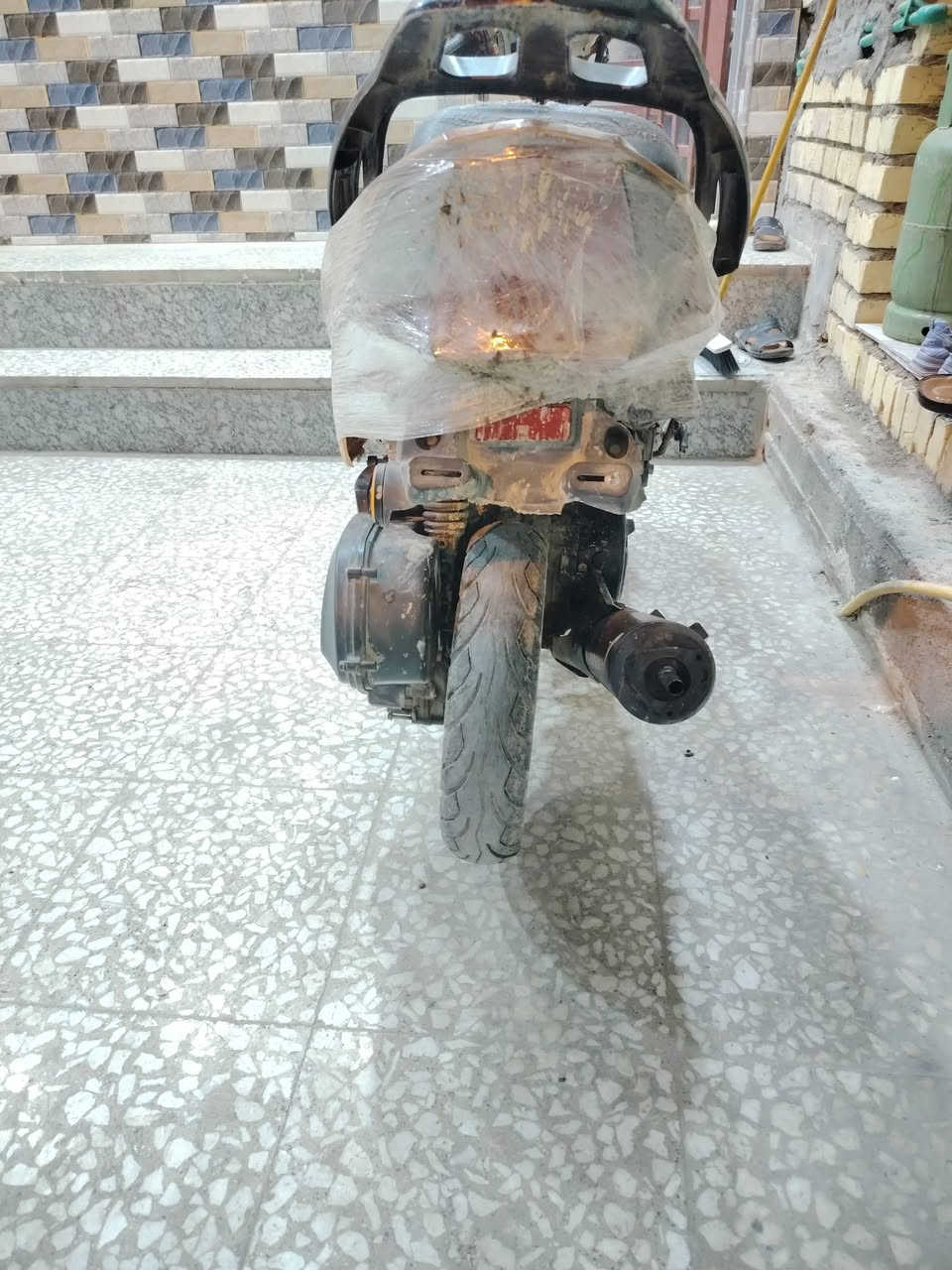السلام عليكم دراجه سكنس للبيع شغاله نكره سلف شلعه ومعدل كهربائيات شغاله السعر ٢٠٠ الف مراوس اب منغولي مكاني كربلاء الحر ***********
