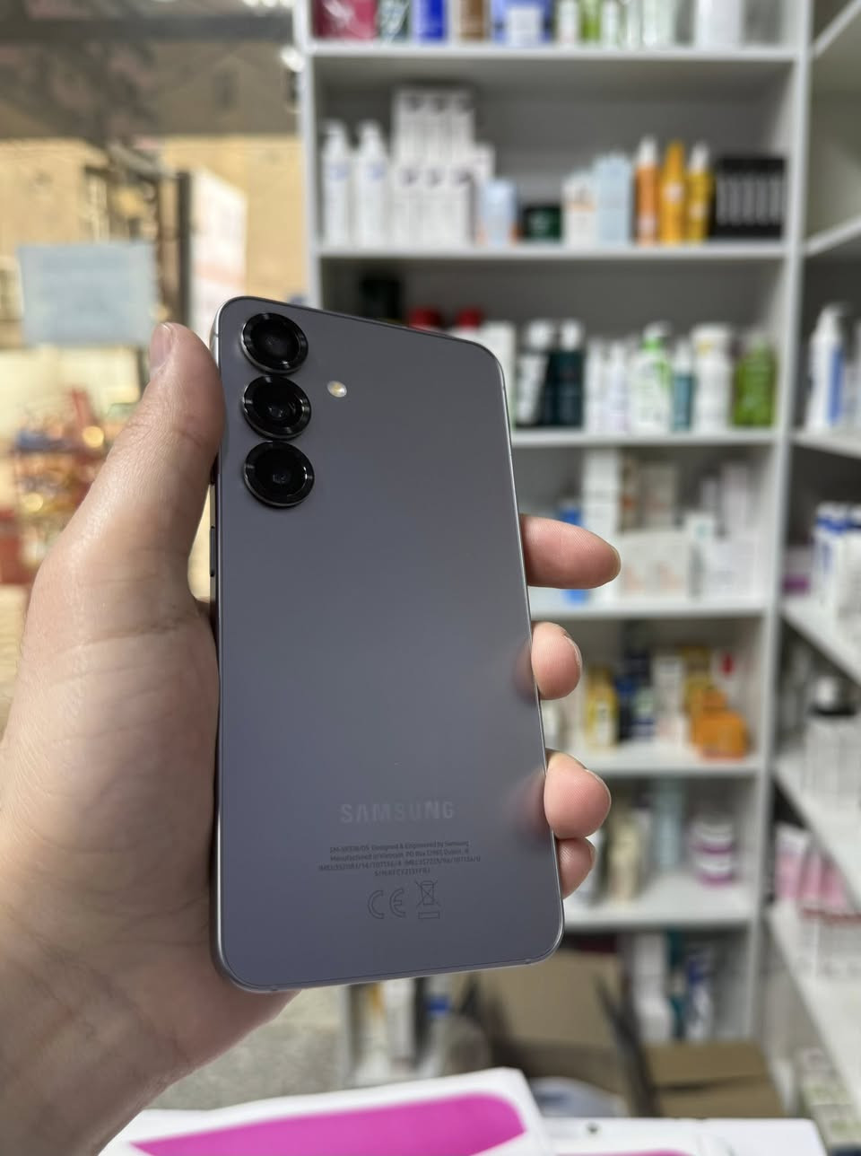 كالكسي اس 25 العادي
ذاكرة 256 
السعر 750


**إذا كنت صاحب هذا الإعلان وتريد حذفه لأي سبب، رجاءا أرسل رسالة إلى الدعم الفني**