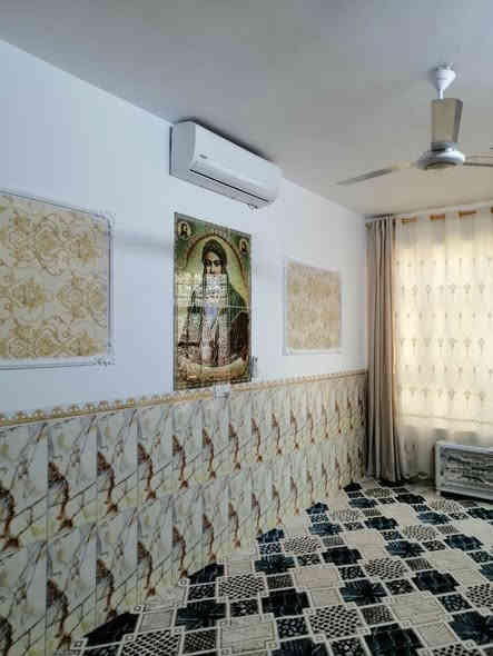 سلام عليكم
بيت للبيع رئاسه العبيدي شارع عشرين مساحته ١٢٥م طابقين كامل 
قرب أفران للزيتون  ***********
