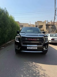 جمسي يوكن slt 2024 ماشيه ٦٠ الف كيلو  ضمان شركه المنصور  السياره على ا...