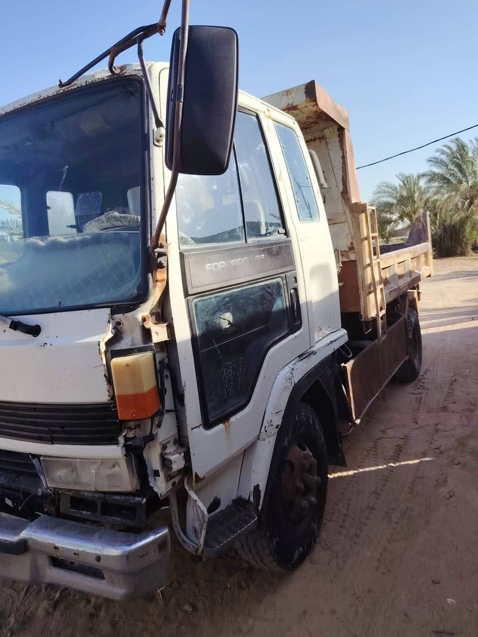 سياره ازوزه البيع اربعه طن السماوه ***********
