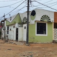 منطقة ٥٧ • ركن • غرفة وصالة