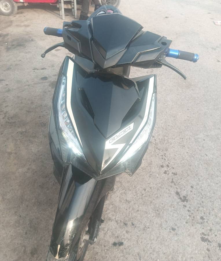 دراجة هوندة كليك 🛵 للبيع
دراجة شلعه معدل كهربائيات كلهه شغاله 

أي نقص مابيهة السعر500

العنوان  بعقوبه


**إذا كنت صاحب هذا الإعلان وتريد حذفه لأي سبب، رجاءا أرسل رسالة إلى الدعم الفني**