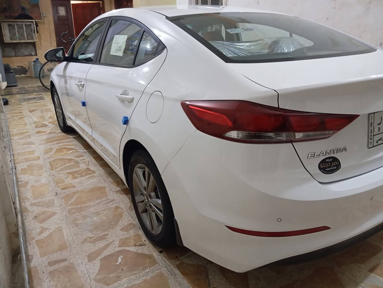 سلام عليكم هونداي النترا خليجي موديل 2016 شكل 2017 رقم بغداد تحويل مكفوله من الضربه والصبغ والتبديل ماعدا صبغ ذيل الجاملغ الخلفي شي بسيط والدوسه فقط سياره جديده واستخدام شخصي ماشيه 130 الف محرك 2000 دوش فتحة سقف كاميره حساس خلفي ويل كب عدد 5 السياره علا وضع الشركه دبل سويج كاعيات الشركه السعر 138 مكان السياره الناصريه الحبوبي للاتصال ***********

