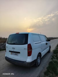 ستاركس فان • ٢٠١٣ • رقم انكليزي