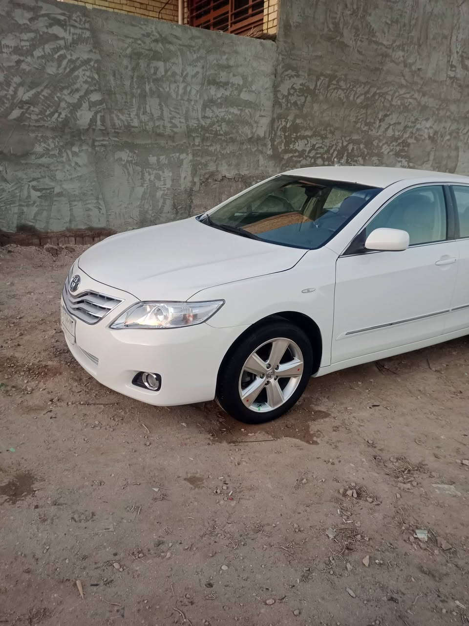 السلام عليكم كامري خليجي 2009 السياره بيها حادث خلفي ومعمره شغل درجه اولا تحويل مباشر رقم بغداد السياره ادامه كامل من صدر +تايرات +باتري سياره مال جناي وترهم مراوس حسب القناعه مكان فلوجه تفاصيل علا الرقم ***********/***********
