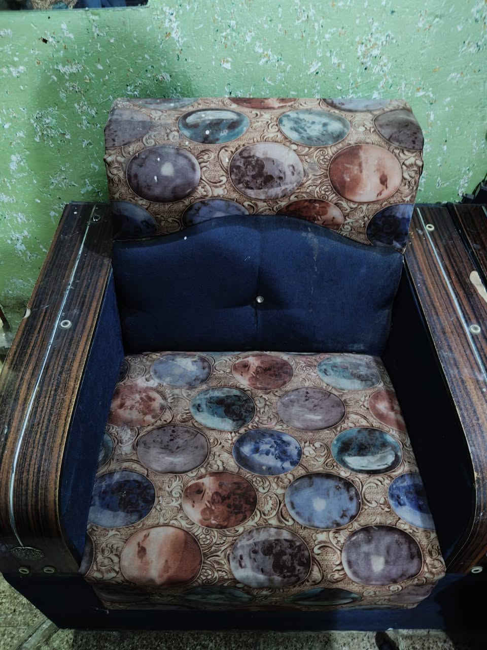 السلام عليكم تخم كامل 10 مقاعد مستخدم السعر 250 وبي مجال


**إذا كنت صاحب هذا الإعلان وتريد حذفه لأي سبب، رجاءا أرسل رسالة إلى الدعم الفني**