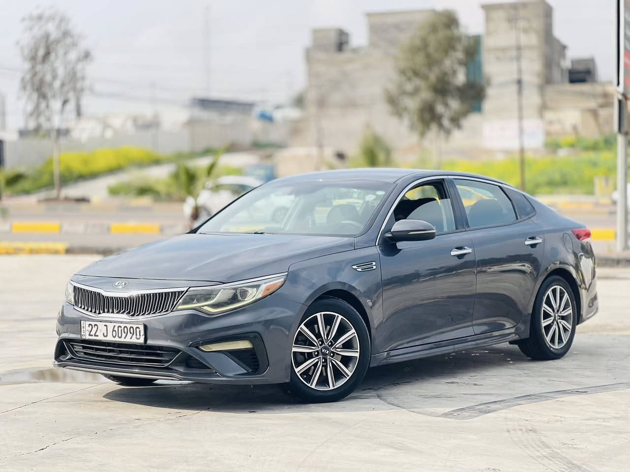 السلام عليكم. يا ابتما 2019 أمريكي
موصفات فول بل سلايت 
سيارة بيها ٣قطع صبغ
مكينه ١٦تيربو
وباقي تفاصيل اتصل وتدلل 
مكان السياره الموصل 

رقمي ***********
