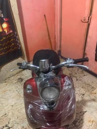 دراجه كلاسيك  نضيفه كفرات نضيفه مكينه نضيفه  لا نضوح ولا صوت بلمكينه  ...