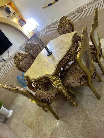 للبيع ميز طعام دمياطي شبه الجديد السعر ٣٥٠ الف وبي مجال بسيط مكان بغداد حي الجهاد الاطباء للإستفسار الاتصال *********** 
Um Abdullah
