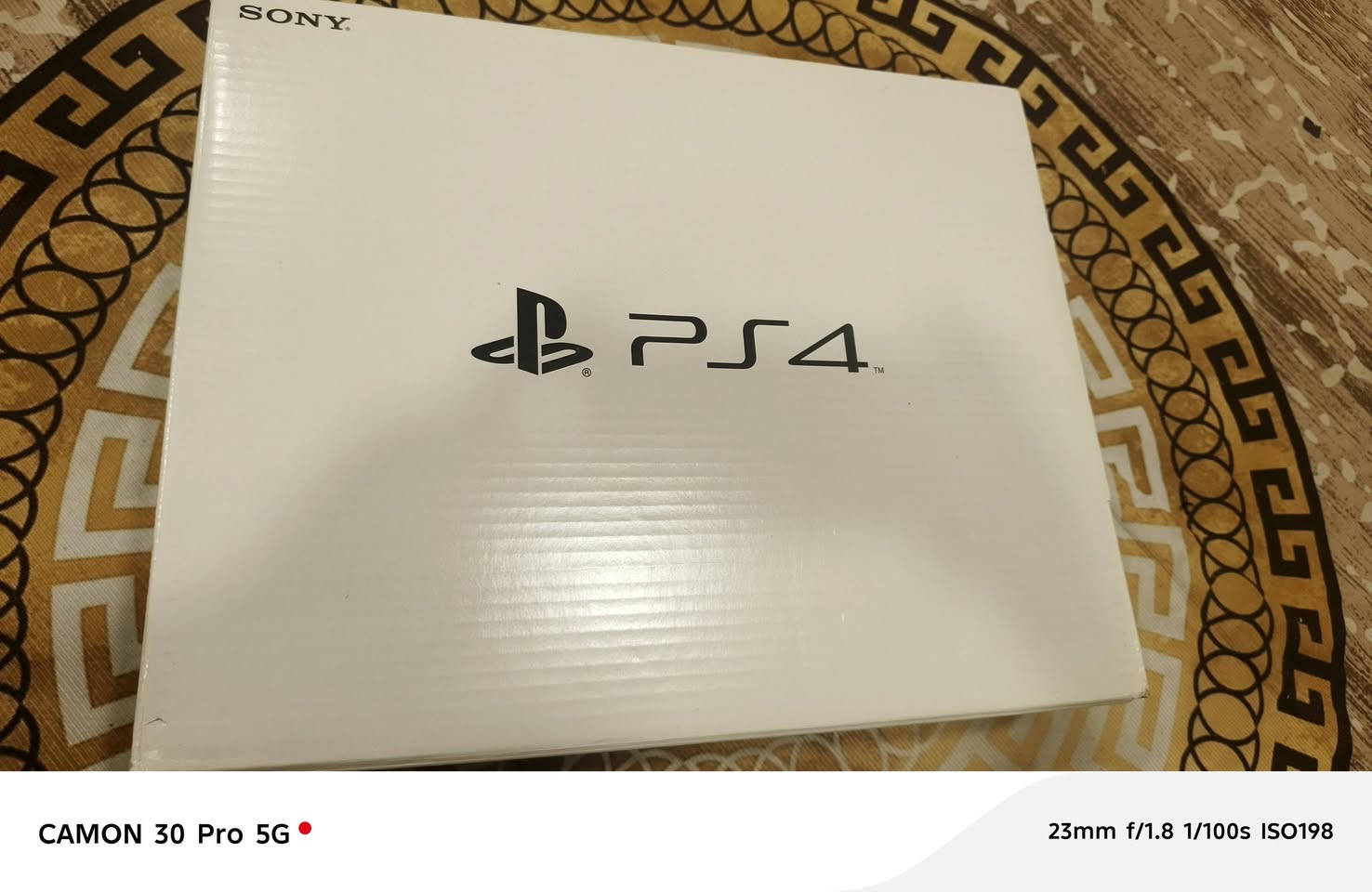 بلي فور سلم مستعمل  جهاز نظيف ومامصلح ولامهكر  هارد واحد تيرا ويا جوستيك اثنين وقراص 
gta v, battlefield 4 
 مع حامل مال بلي وياها فانات للتبريد
رايده ب250 قفل
متوفر وتساب
***********
