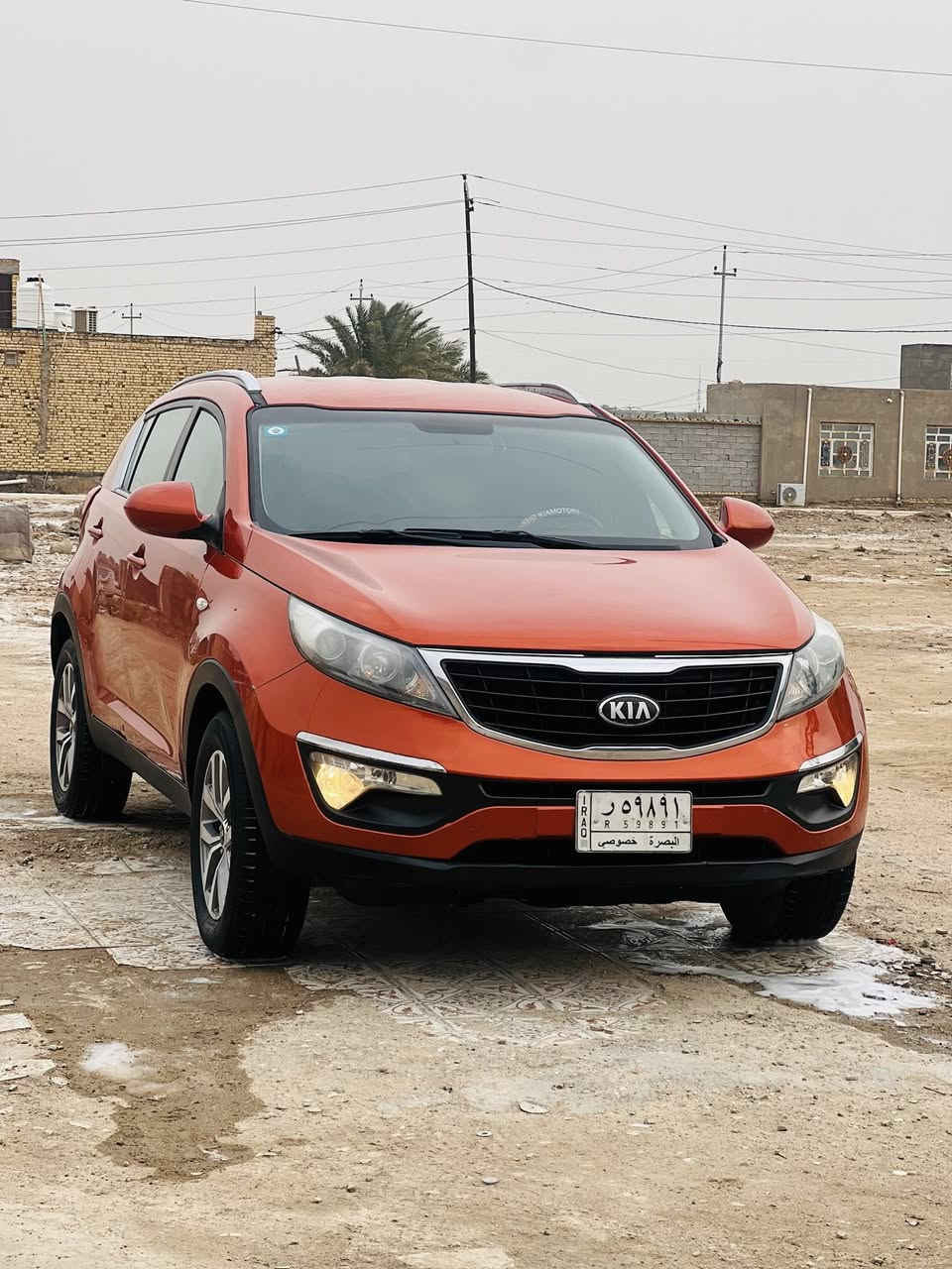 سلام عليكم 
سبورتج 2015خليجي رقم بصره مكفوله كفاله عامه ضربه وصبغ وتبديل مواصفات ويل كروم شاشه كامره  منضومه زنون تحكم استيرن مكينه 2000دوش ماشيه 150سياره جاهزه مكينه وحداده وتبريد وتخم تاير كله ع وضع الشركه والاستفسار ع هذه الرقم ***********//***********مكاني ناصريه مركز المحافظه السعر 145
