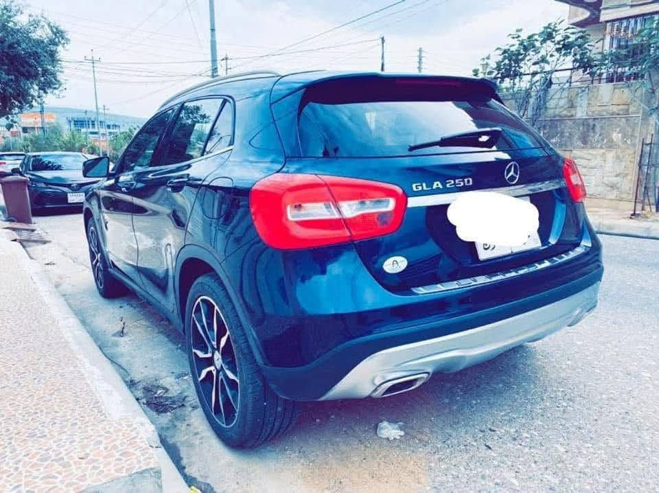 بيع سريع بسعر ١٠٥ ورقة قفل
مارسدس gla250 موديل٢٠١٧ رقم دهوك وارد امريكي ضررها جاملغ وشوية بونيد 
بالعراق مبدل باب السائق فقط
مكان السيارة بغداد اليرموك
التواصل واتساب ***********
