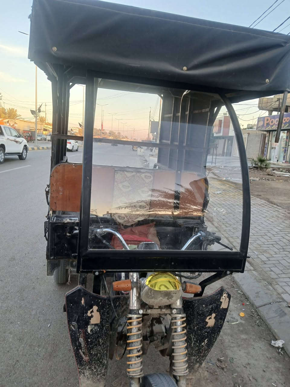 ستوت للبيع موديل ٢٠١٢ اوراقهة كاملة السعر خاص شغالة نضيفة ستوتة  ***********
