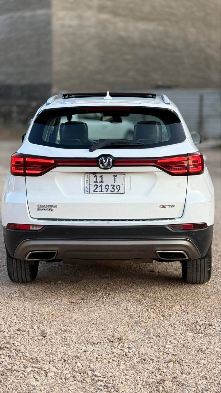 ‎السلام عليكم
‎ارخص جانجان بالعراق ب ١٠٨ قفل 
‎خواتها ب ١٤٠
‎*بيع او مراوس حسب الرغبة
‎*جانجان CS75 فول مواصفات
‎*موديل ٢٠١٩
‎*ماشية 206 الف كيلو
‎*مكينة 1800 توربو جديدة
‎*مواصفات فول الفول بانوراما وبجم لد زنون وكاميرا دوارة ومري شفط والجام والبانوراما ينسد وي التقفيل وتبريد ثلج وتبريد كشنات وكشن السايق كهرباء وهواي مواصفات بعد
‎*رقمها بغداد بإسمي الالماني الجديد سنوية جديدة تحويل ثاني يوم
‎*  ٤ قطع صبغ جاملغ امامي ايمن وبابين نفس الجهة شوية مصوفرات
‎*الجنطة مصبوغة نصها
*بيها رصعات بالبنيد موضحة بالصورة هيج رصعات كلش صغار
‎نصبتها تخبل وحلوة والصور كدامكم
‎*السيارة جاهزة وجديدة ونقص بس اذاين مكينة والباقي برغي م بيها ولا گلوب مشتغل بالدشبول ولا عطل والحمد لله جاهزة
‎*السعر ١٠٨ قفل
‎*مكانها بالحلة
‎رقمي
*********** حلة, بابل
